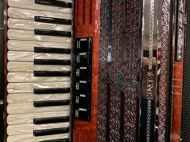 Zahre 396s fisarmonica helicon alpen folk