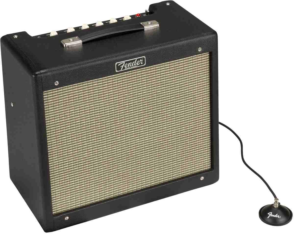 Fender blues junior iv black