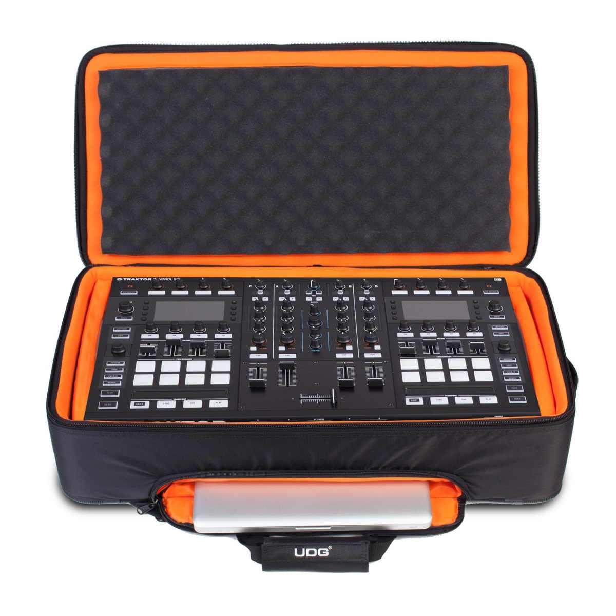 Udg u9104bl/or - ultimate midi controller backpack large black/orange