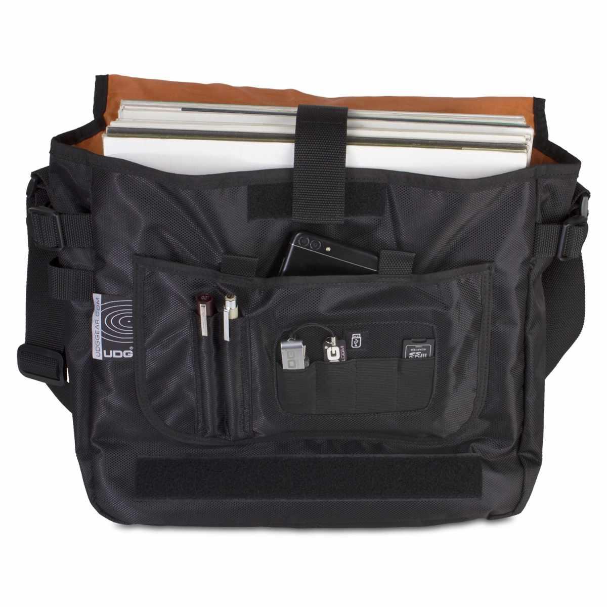 Udg u9450bl/or - ultimate courierbag  black, orange inside