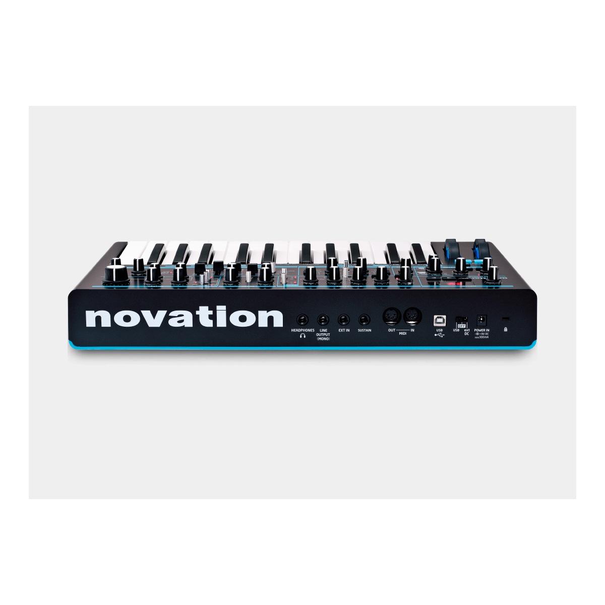 NOVATION Bass Station II