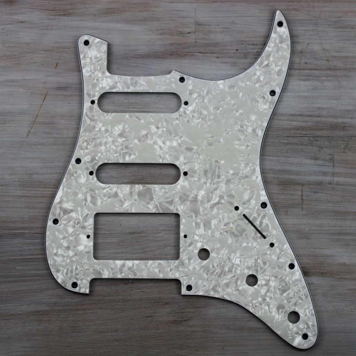 Pg13p battipenna bianco madreperla per stratocaster hss
