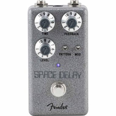 Fender hammertone space effetto delay a pedale per chitarra