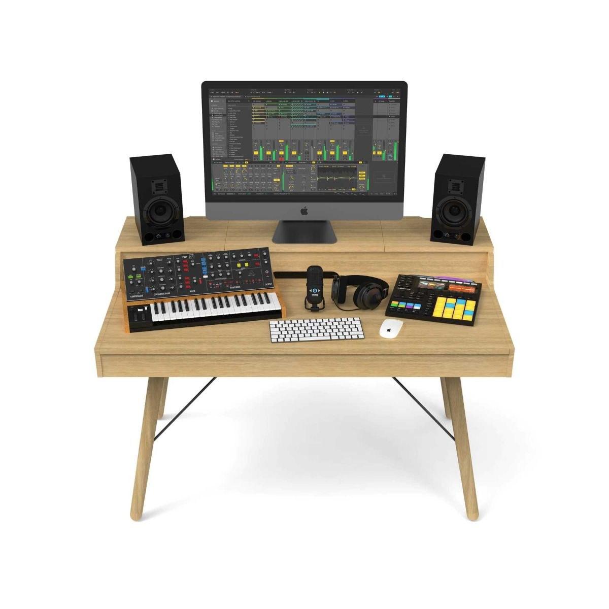 Glorious vintage music station