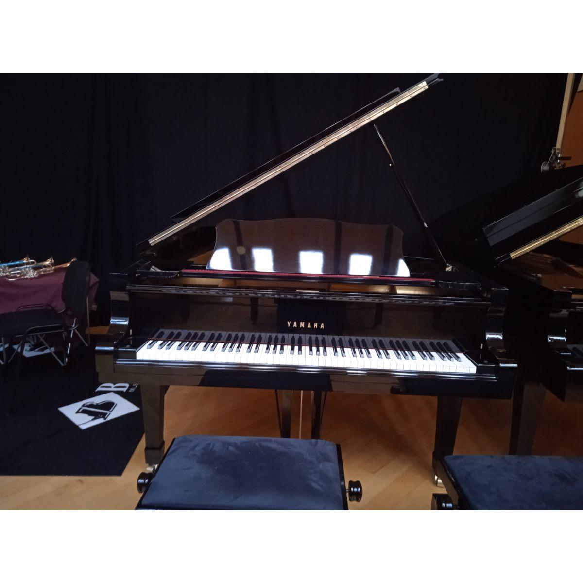 Yamaha c7 pianoforte a coda nero lucido sn 3400892