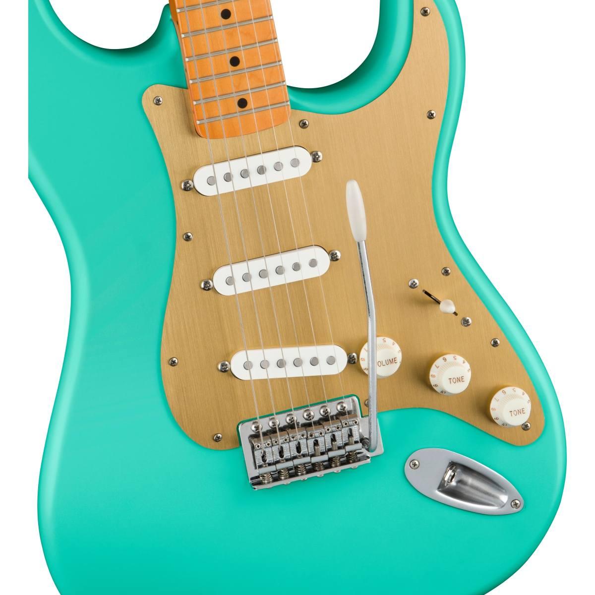 Squier 40th anniversary stratocaster, vintage edition satin sea foam green chitarra elettrica