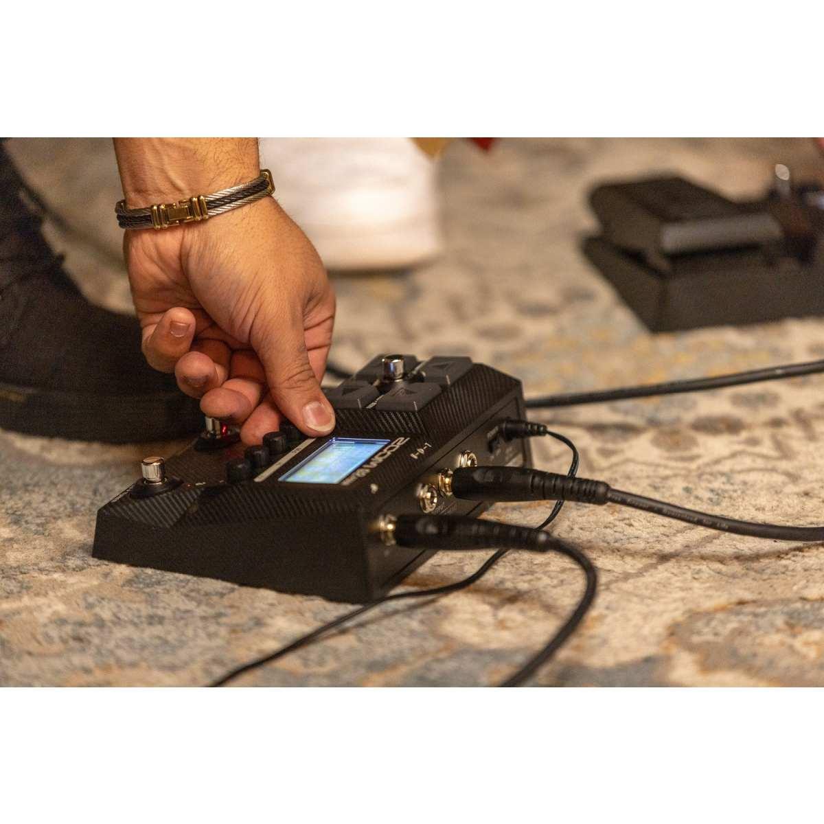 ZOOM G2 FOUR - Pedaliera multieffetto per chitarra