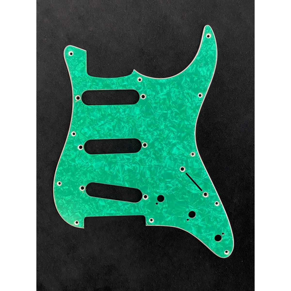 Battipenna per stratocaster in madreperla verde