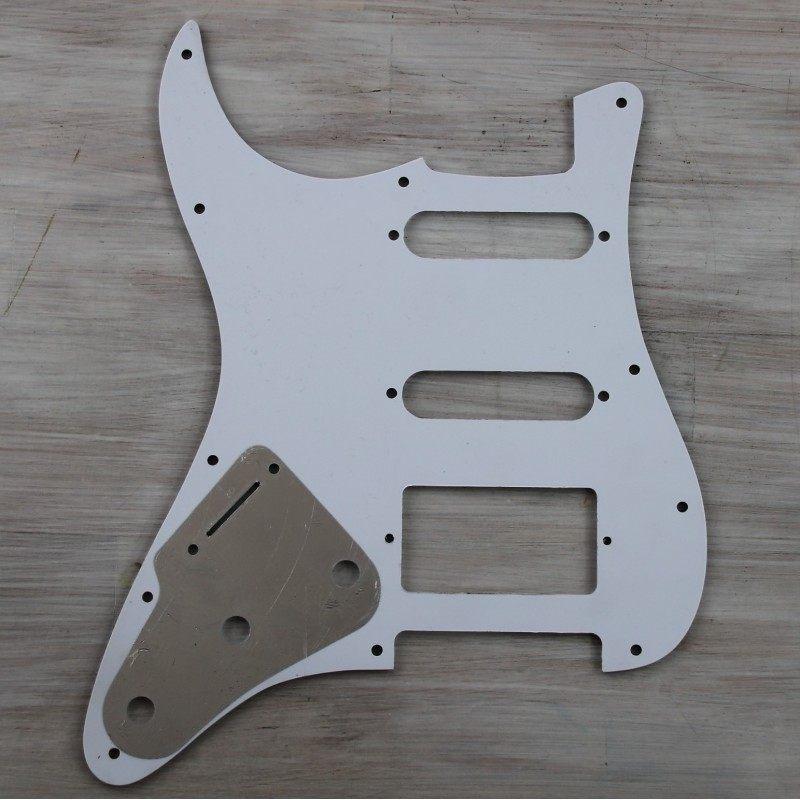 Pg13w battipenna per stratocaster hss bianco 3 strati