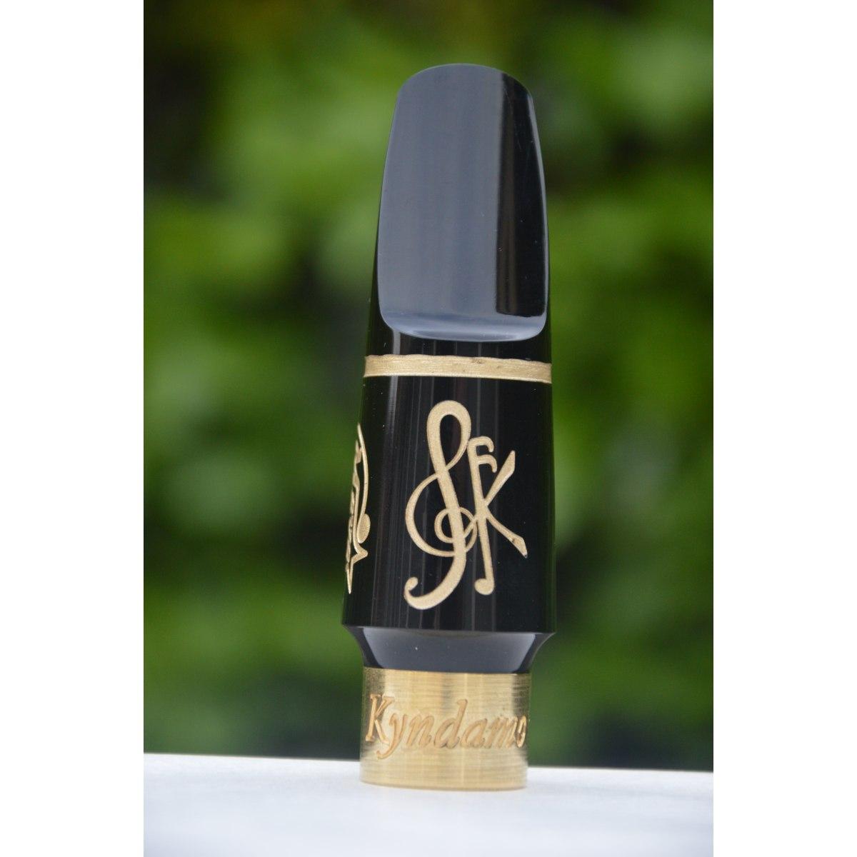 Kyndamo t121 + spoiler bakelite maya bocchino per sax tenore