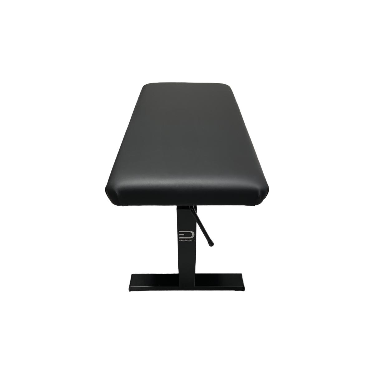 Discacciati 810 panchetta idraulica singola in skay nero