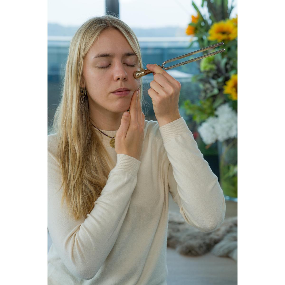 SONIC ENERGY VF-RS Piede vibrante a diapason rotondo piccolo 46 gr oro