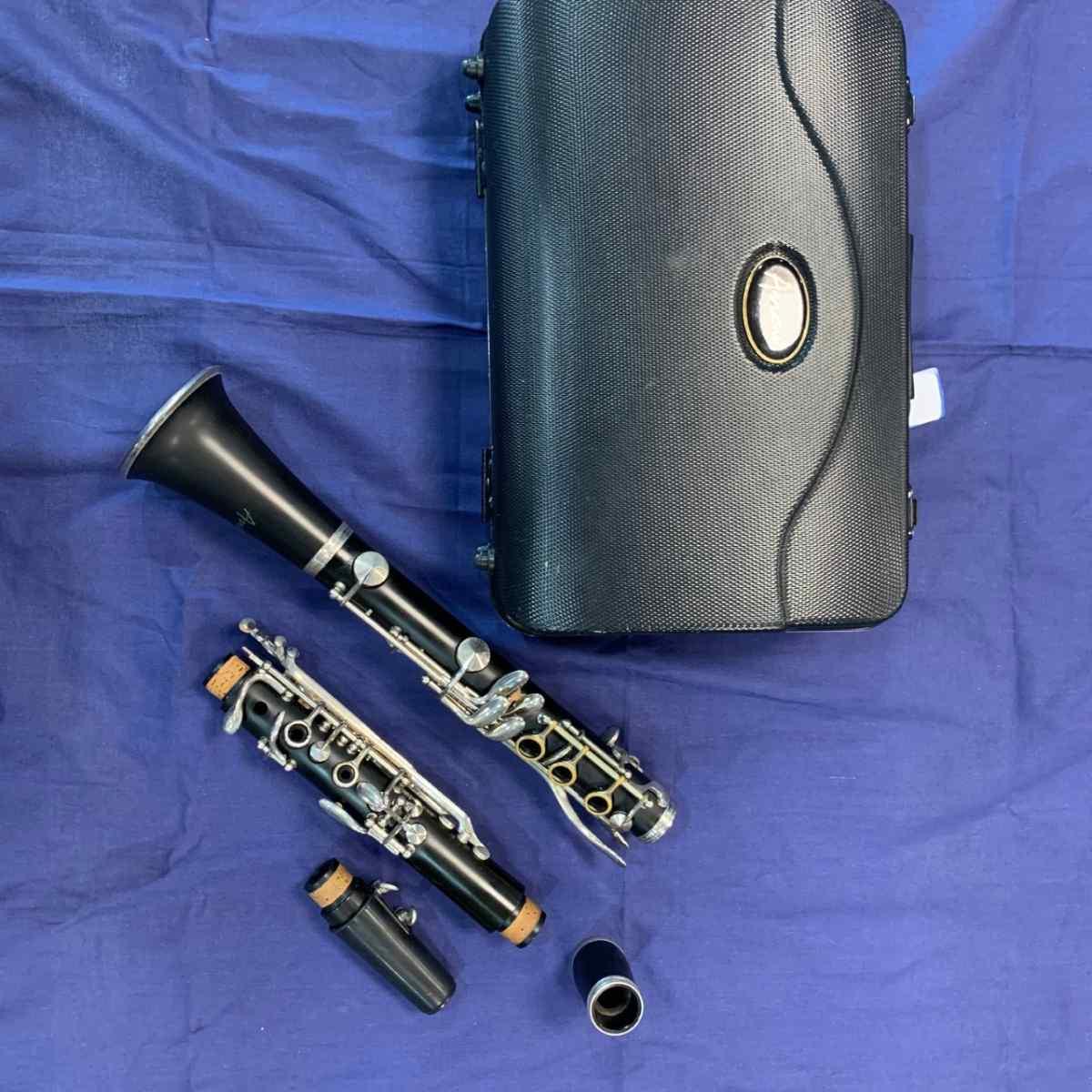 ST642 CLARINETTO SIB in resina