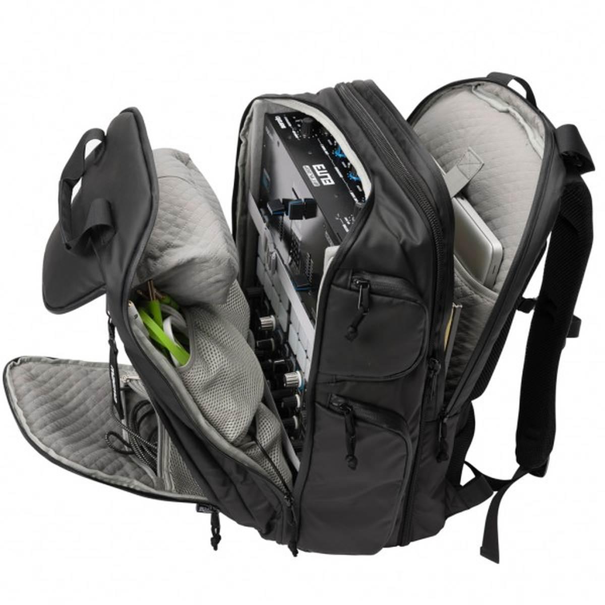 MAGMA SOLID BLAZE PACK 120\n ZAINO PER CONTROLLER DIGITALE