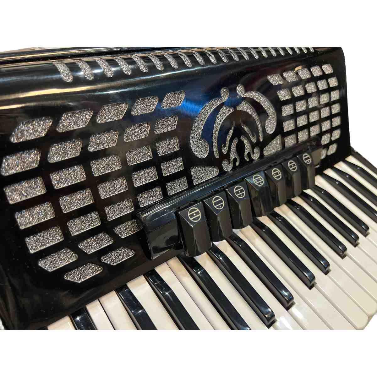 Sinfonia fisarmonica 96 bassi nera