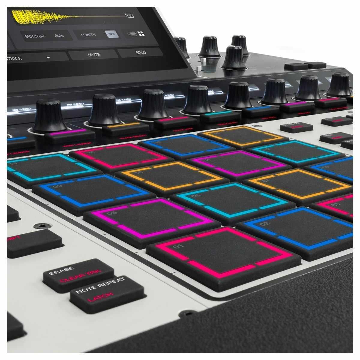 AKAI PROFESSIONAL MPC XL Workstation Standalone Flagship per Produzione Musicale e Performance Live