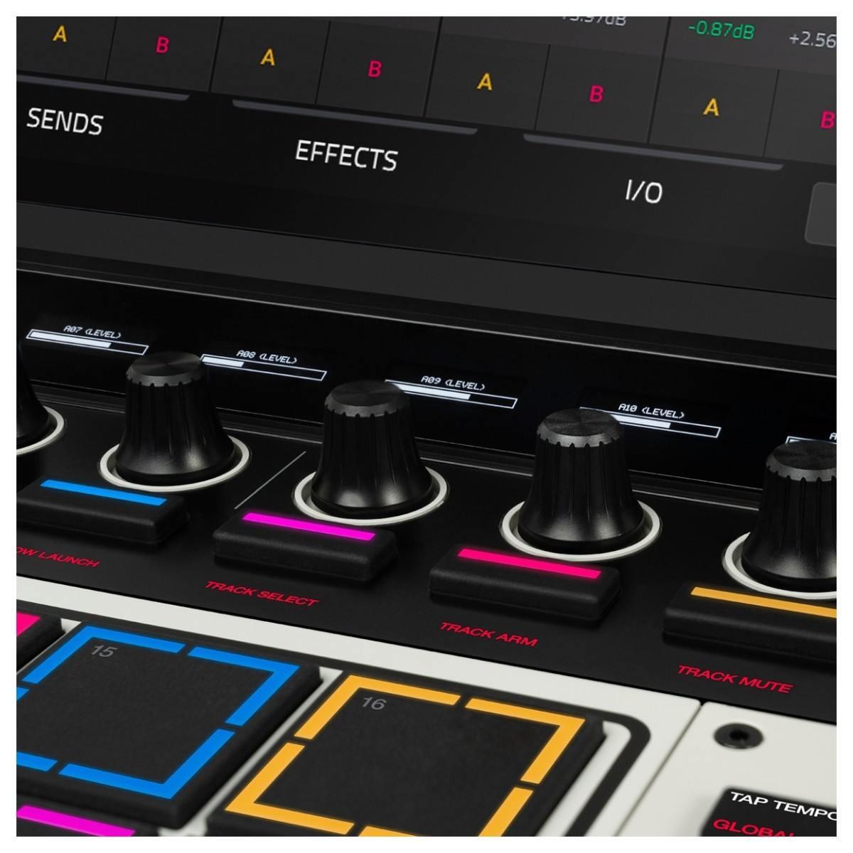 AKAI PROFESSIONAL MPC XL Workstation Standalone Flagship per Produzione Musicale e Performance Live